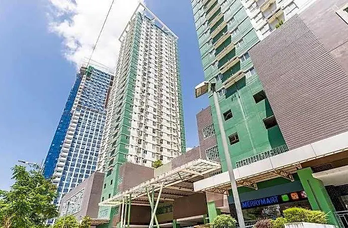 Brand New Stylish Unit In It Park Cebu