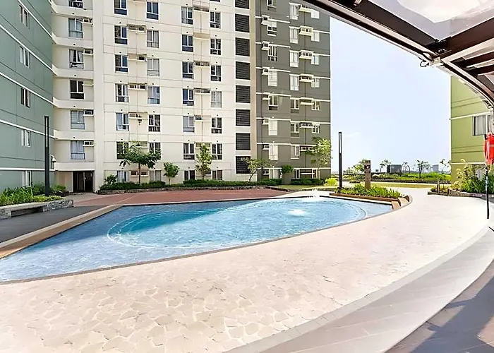 Brand New Stylish Unit In It Park 4*